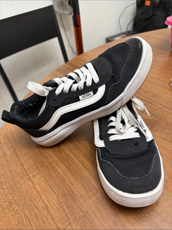 Vans Other - Vans Black and White Mesh Low-Top Sneakers